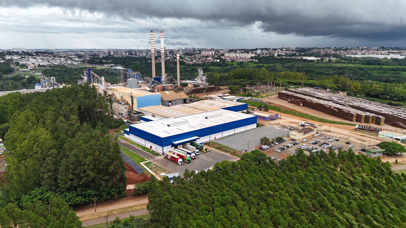 Vista aérea da unidade do Projeto Eucafluff em Limeira, São Paulo